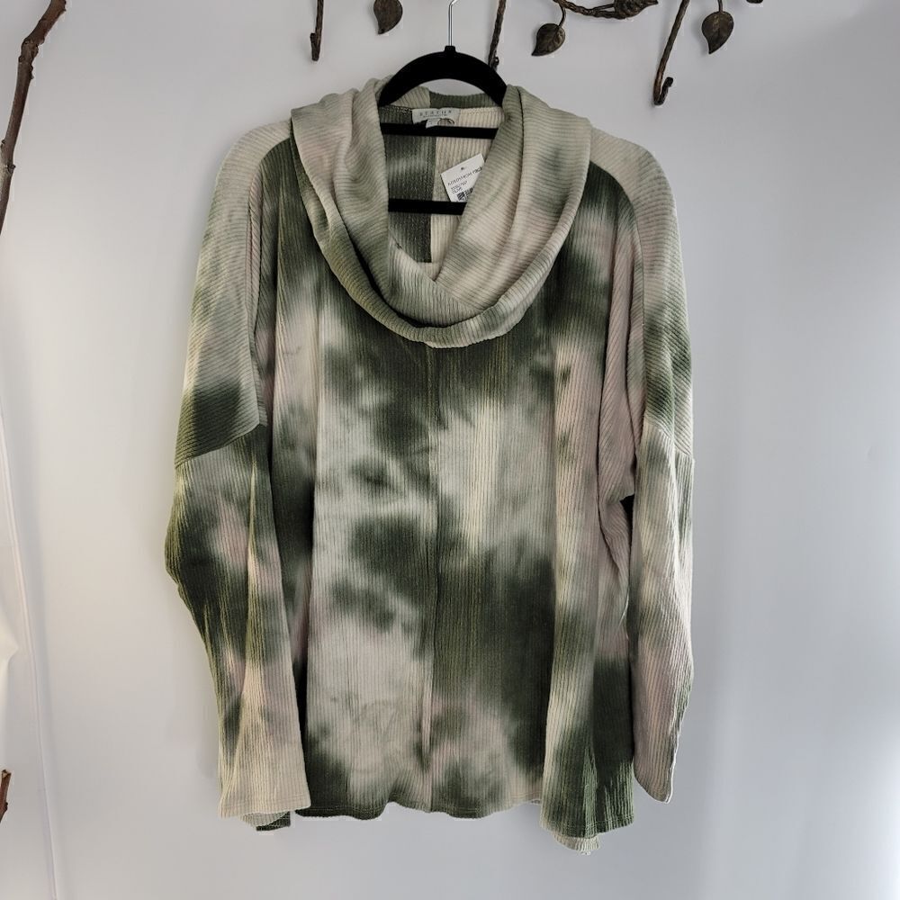 Status by chenault tie dye ribbed cowl neck shirt